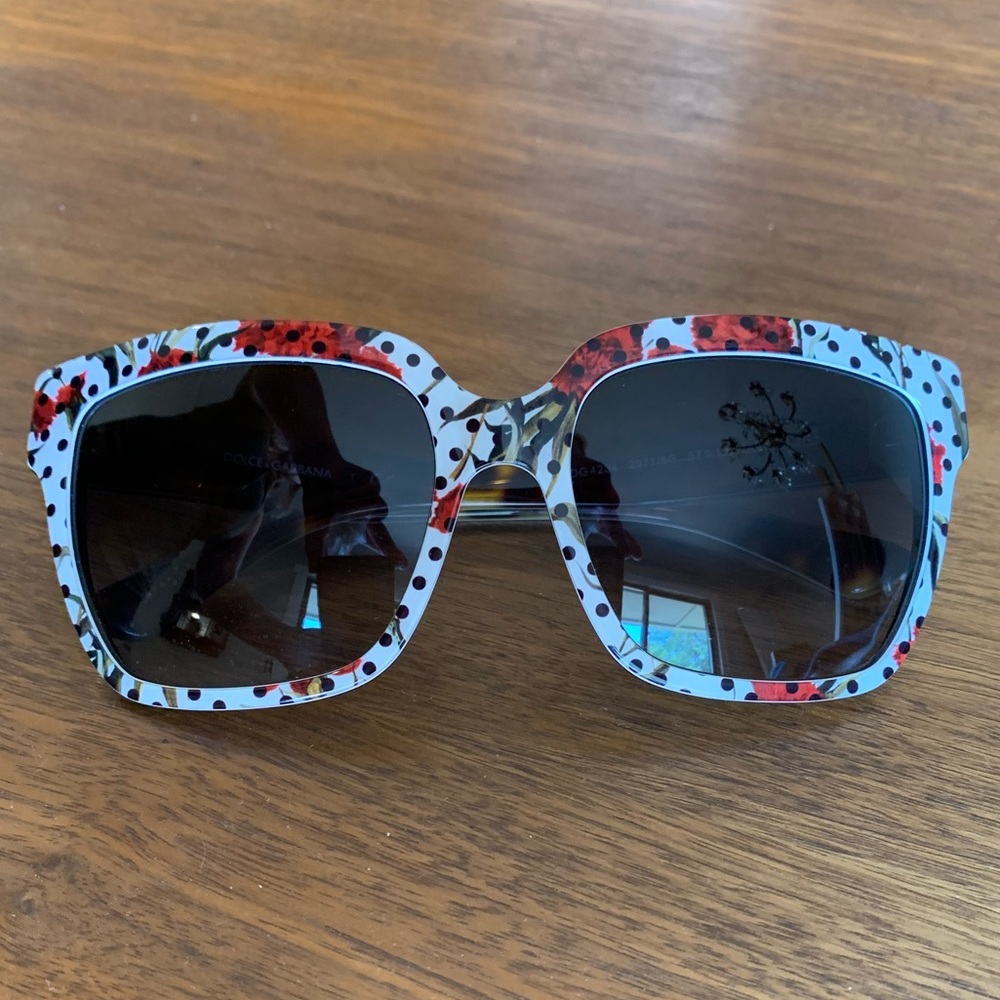 DOLCE & GABBANA Sunglasses - Carnation Polka Dot